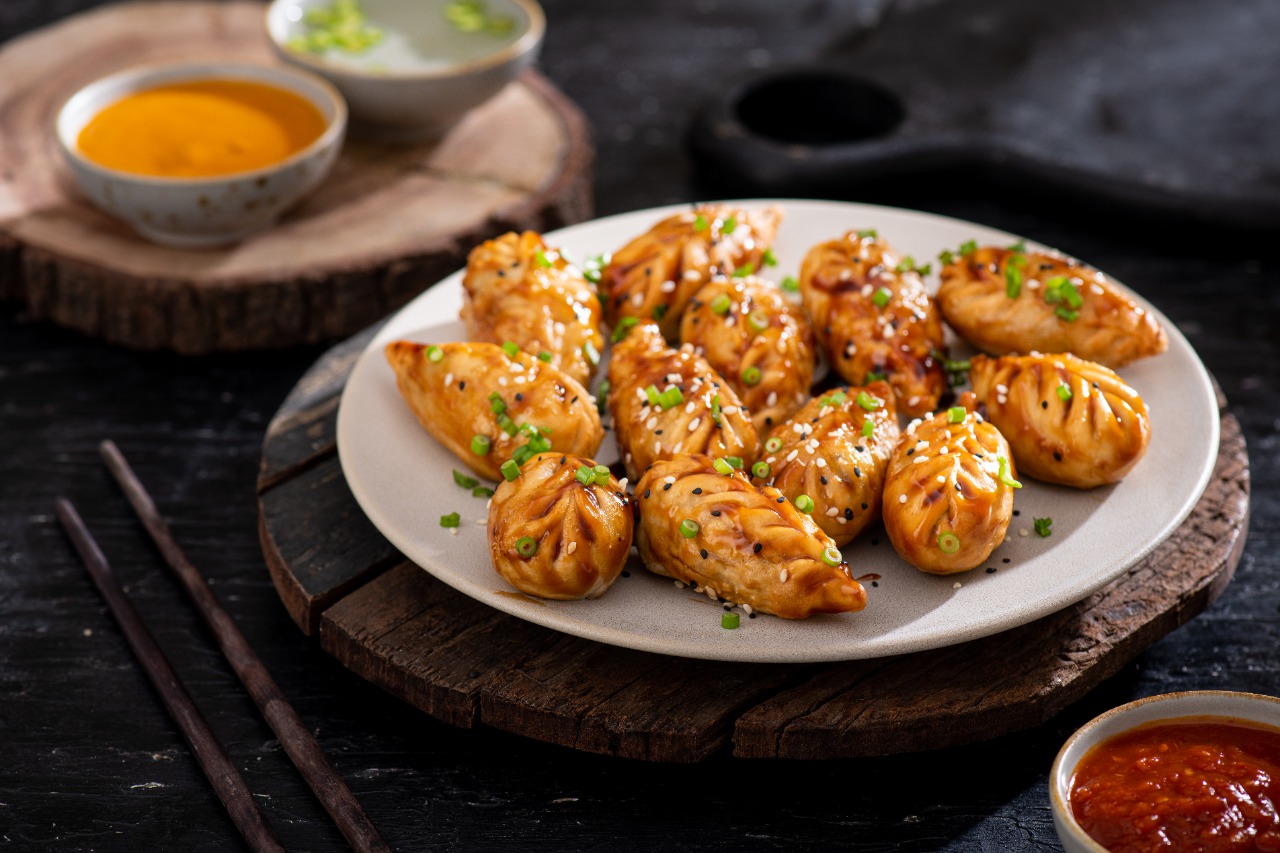 Chicken Paneer Fried Momos